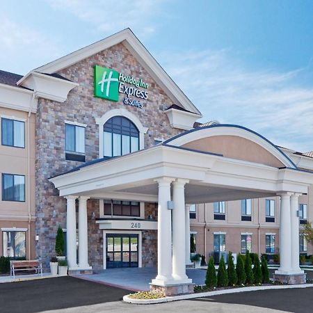 Holiday Inn Express Hotel & Suites Warminster-Horsham, An Ihg Hotel Bagian luar foto