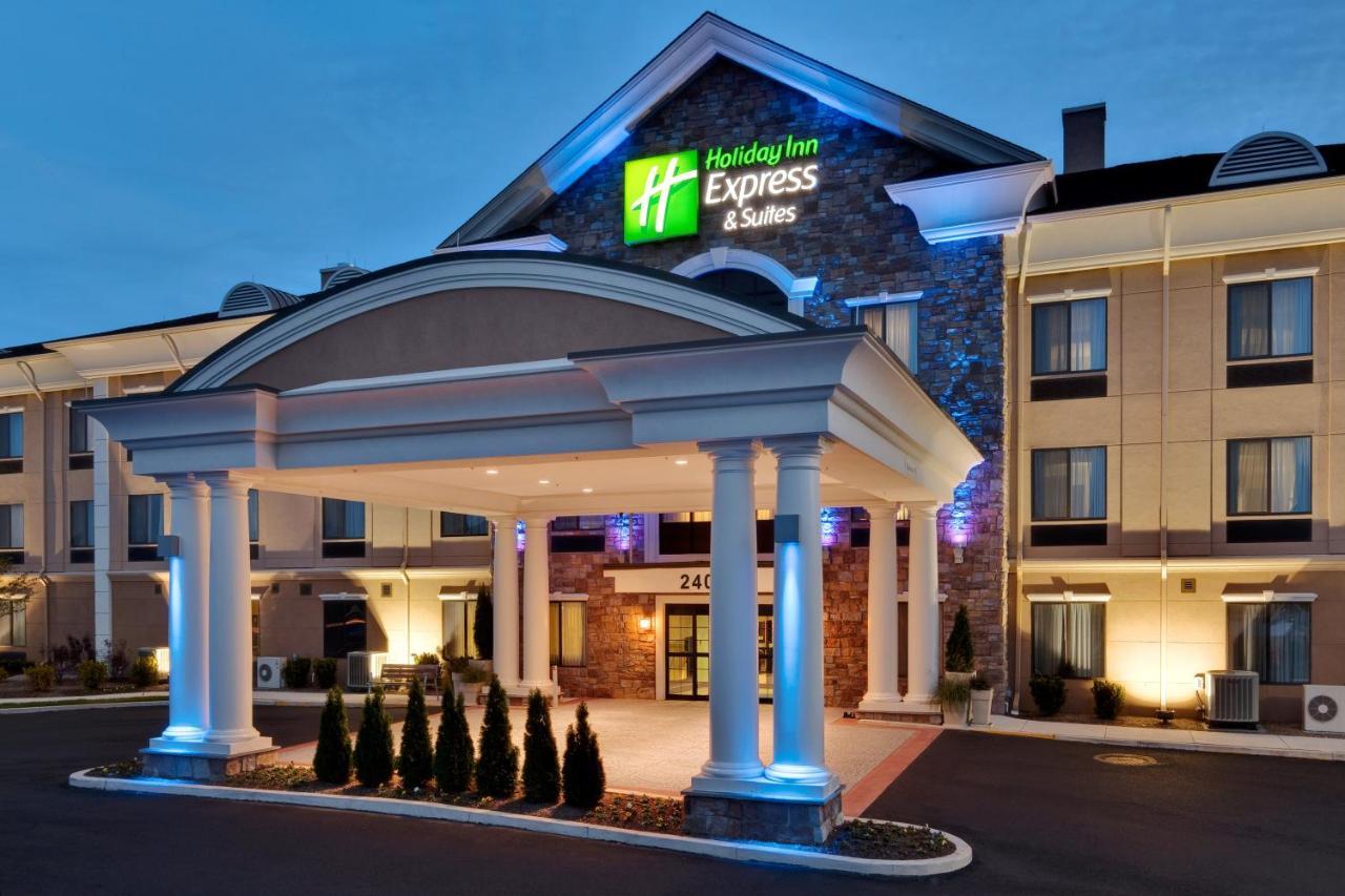 Holiday Inn Express Hotel & Suites Warminster-Horsham, An Ihg Hotel Bagian luar foto