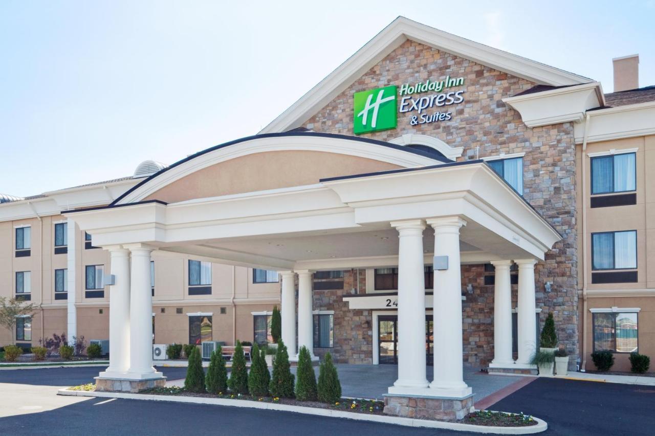 Holiday Inn Express Hotel & Suites Warminster-Horsham, An Ihg Hotel Bagian luar foto