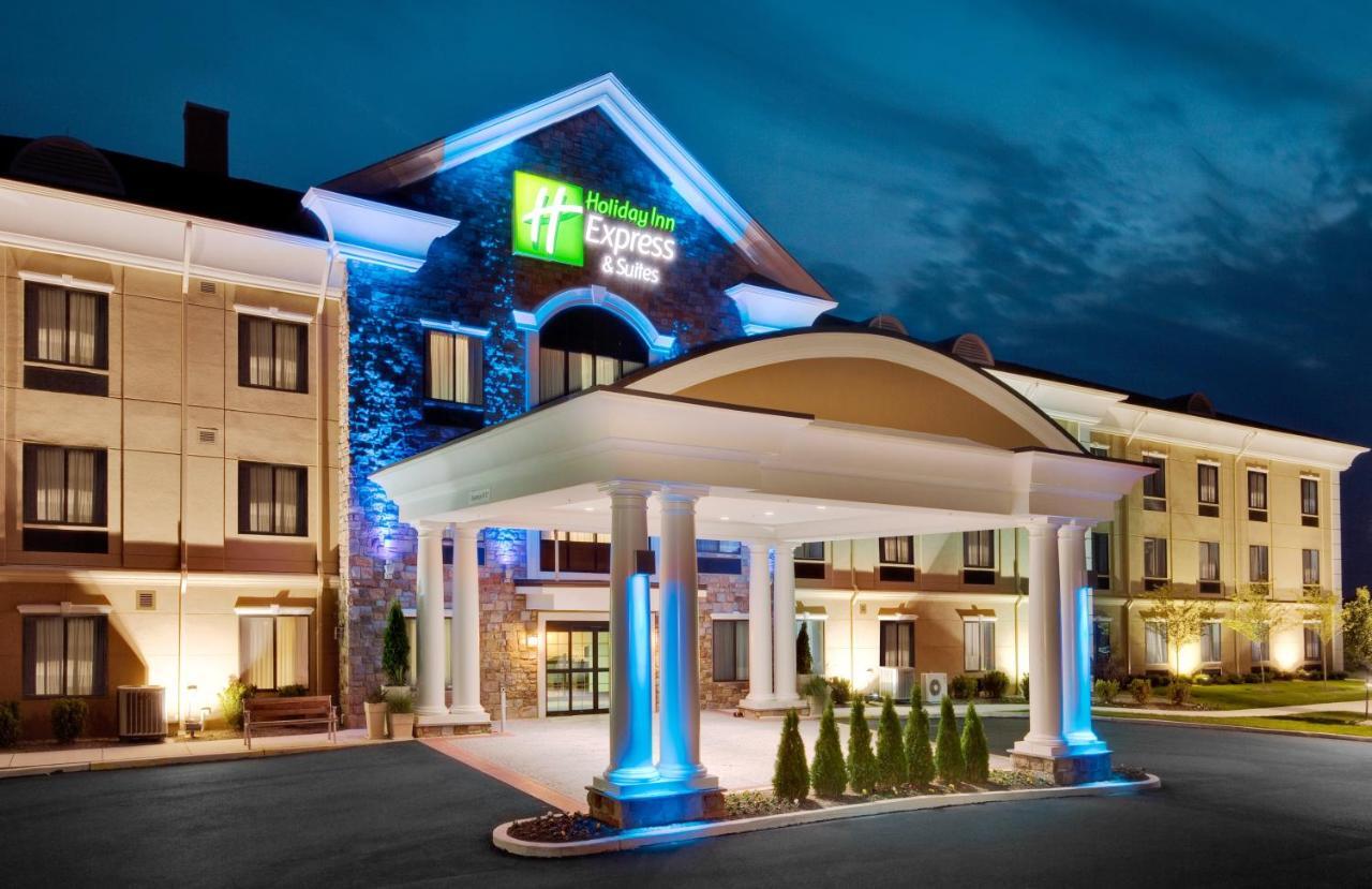 Holiday Inn Express Hotel & Suites Warminster-Horsham, An Ihg Hotel Bagian luar foto