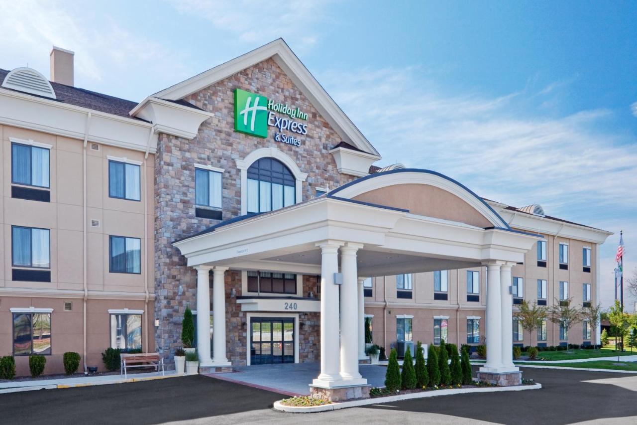 Holiday Inn Express Hotel & Suites Warminster-Horsham, An Ihg Hotel Bagian luar foto